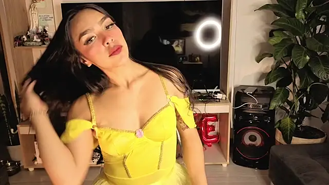 Snapshot of Michelle_se chatting on April 10, 2026, 11:34 pm Michelle se online show from April 10, 2026, 11:34 pm