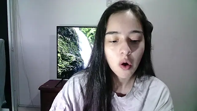 Snapshot of aineangeel chatting on February 27, 2025, 11:04 pm aineangeel online show from February 27, 2025, 11:04 pm