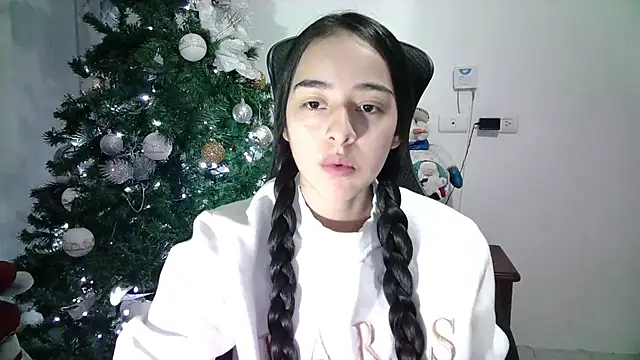 Snapshot of aineangeel chatting on January 21, 2025, 12:04 am aineangeel online show from January 21, 2025, 12:04 am