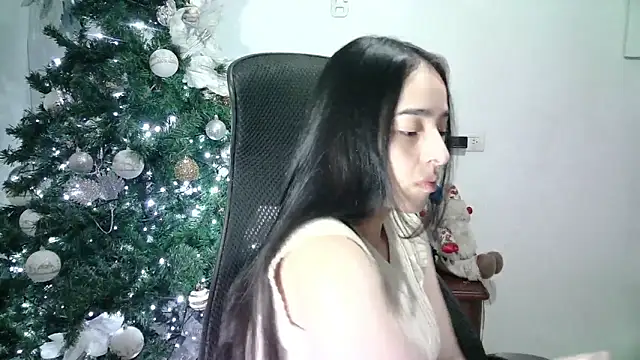 Snapshot of aineangeel chatting on January 27, 2025, 11:11 pm aineangeel online show from January 27, 2025, 11:11 pm