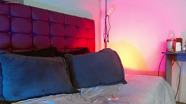 megan lover online show from March 16, 2026, 12:18 am