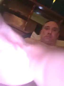 Snapshot of LIQRLOVR chatting on February 28, 2026, 1:33 pm LIQRLOVR online show from February 28, 2026, 1:33 pm