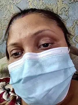 kunjan789 online show from February 12, 2026, 6:07 pm