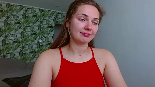 Snapshot of Olivia_shine chatting on September 16, 2025, 4:24 am Olivia shine online show from September 16, 2025, 4:24 am