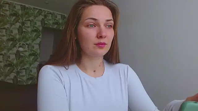 Olivia shine online show from April 1, 2026, 4:25 am