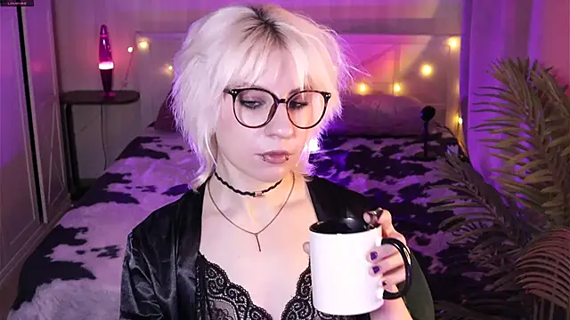  Moonlight t online show from March 1, 2026, 8:14 am