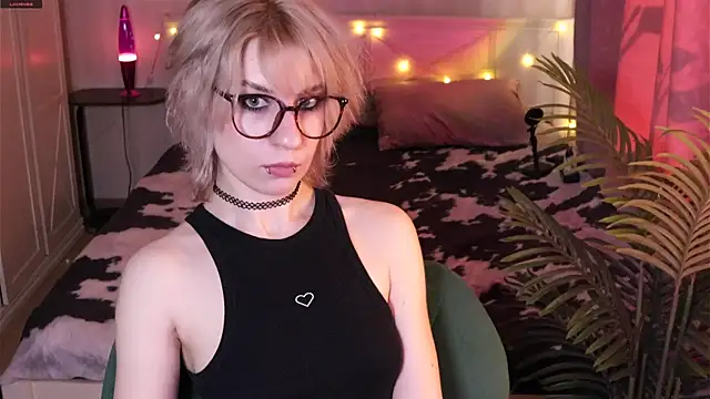  Moonlight t online show from March 8, 2026, 11:46 am