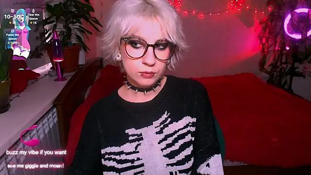  Moonlight t online show from September 21, 2025, 11:15 am