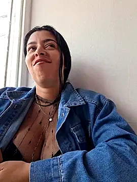 Snapshot of Emily_Wane chatting on May 20, 2026, 5:10 pm Emily Wane online show from May 20, 2026, 5:10 pm
