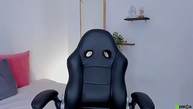 april  stone online show from January 14, 2026, 9:40 pm