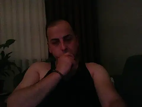Snapshot of Yldrmm_9553 chatting on July 21, 2026, 8:21 pm Yldrmm 9553 online show from July 21, 2026, 8:21 pm