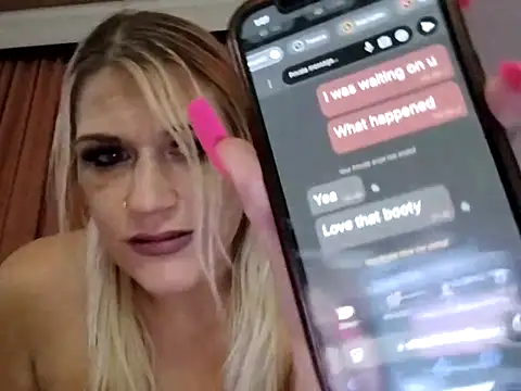 SexxxiLexiiii online show from April 16, 2026, 5:08 am