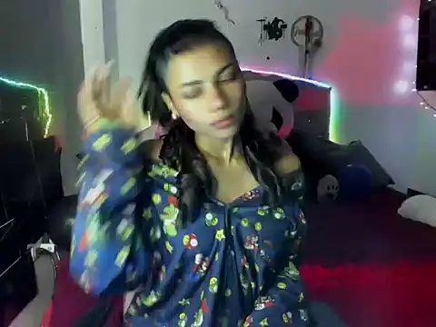 Lilithsabeth online show from February 3, 2026, 2:53 am