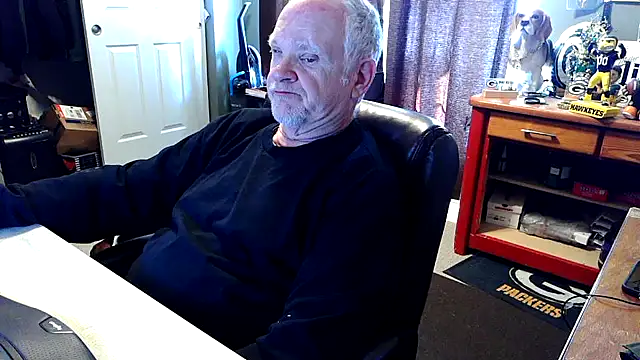 nobledad online show from February 25, 2026, 8:41 pm