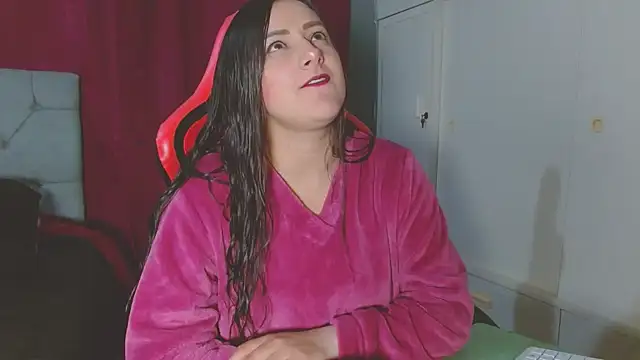 Noamartin  online show from October 11, 2025, 1:06 am