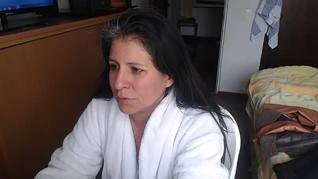 LucifernandaSw online show from February 5, 2025, 11:55 am