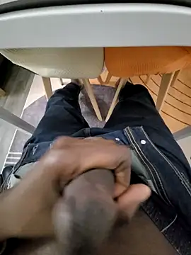 Snapshot of no1belike1 chatting on March 18, 2025, 8:26 pm no1belike1 online show from March 18, 2025, 8:26 pm