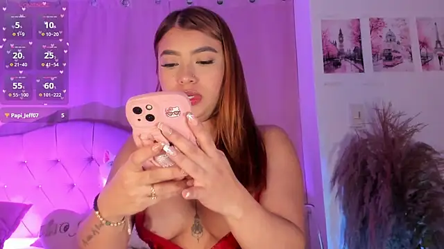 charlotte-Love09 online show from September 30, 2025, 5:24 am