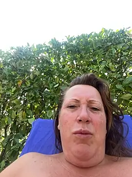 xsexycurvymilf online show from June 29, 2026, 7:48 am