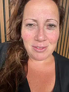xsexycurvymilf online show from August 1, 2026, 6:44 am