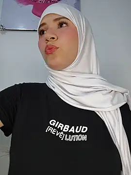 hanaa 18 online show from February 19, 2026, 4:53 am