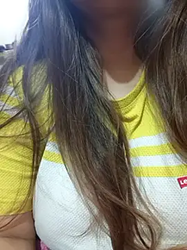  Redwine  online show from March 3, 2025, 6:46 pm