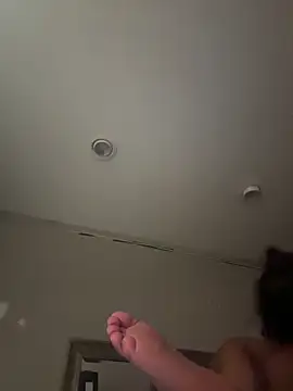 Snapshot of Your_Going2Luv_Me chatting on October 9, 2025, 9:21 am Your Going2Luv Me online show from October 9, 2025, 9:21 am