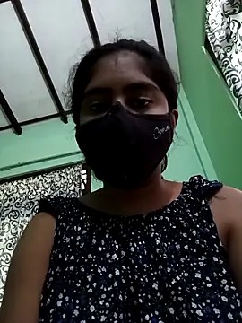 Kunchiii online show from May 26, 2026, 3:48 am
