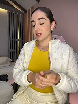 Victoria-And1 online show from April 15, 2026, 1:11 am