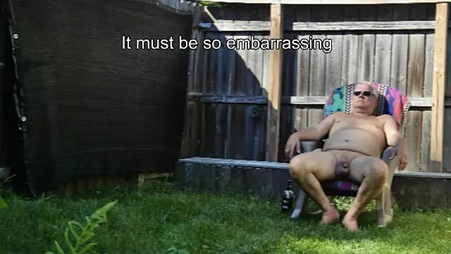 Snapshot of ButtCrackShowing-OOPS chatting on July 6, 2026, 9:39 pm ButtCrackShowing-OOPS online show from July 6, 2026, 9:39 pm