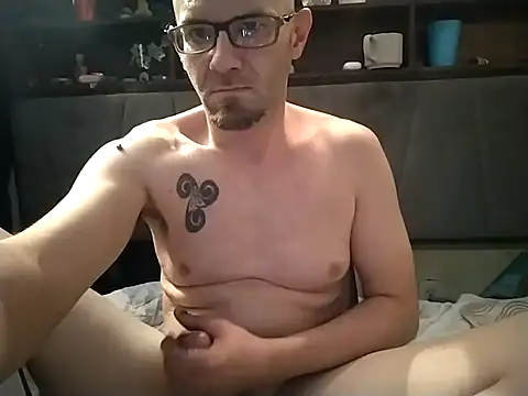 Herwish online show from October 14, 2025, 6:14 am