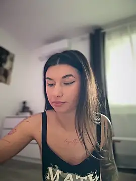 Snapshot of Simply_the_best chatting on February 9, 2026, 10:24 am Simply the best online show from February 9, 2026, 10:24 am