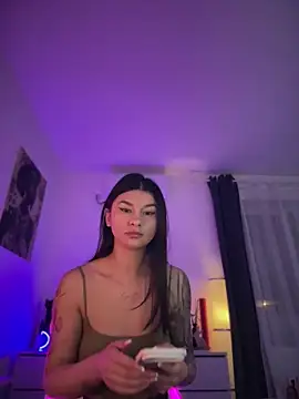 Snapshot of Simply_the_best chatting on February 25, 2026, 4:51 pm Simply the best online show from February 25, 2026, 4:51 pm