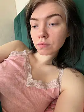 Lisaaa Alisa online show from February 26, 2026, 4:12 am