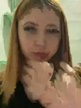 oliviiaa online show from March 30, 2026, 11:22 am