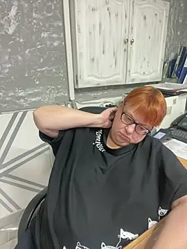 Klio5678 online show from April 9, 2026, 5:41 pm