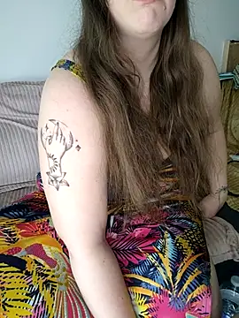 FrancaiseLynne online show from March 16, 2025, 2:55 pm