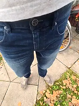 Lorent6969 online show from October 31, 2025, 8:00 am