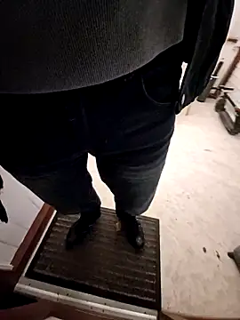 Lorent6969 online show from December 22, 2025, 8:09 pm