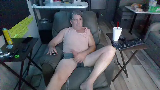 Snapshot of lateniter chatting on October 29, 2025, 2:21 am lateniter online show from October 29, 2025, 2:21 am