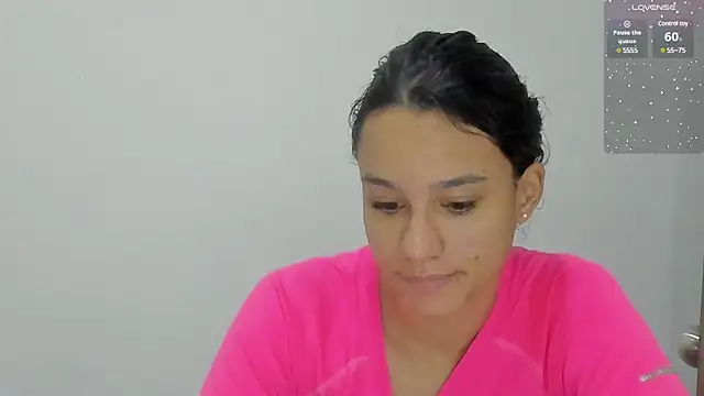 Snapshot of SamanthaWatson chatting on February 28, 2025, 1:25 pm SamanthaWatson online show from February 28, 2025, 1:25 pm