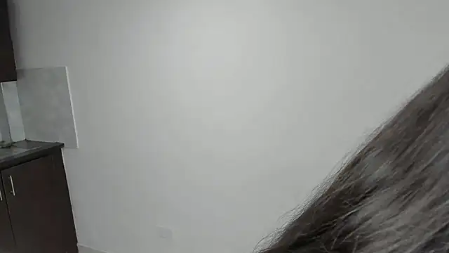 Luna Dumont online show from April 10, 2026, 11:17 am