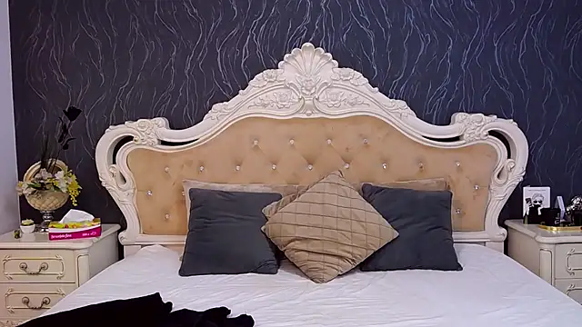 Lauren Saint online show from February 10, 2026, 5:12 pm