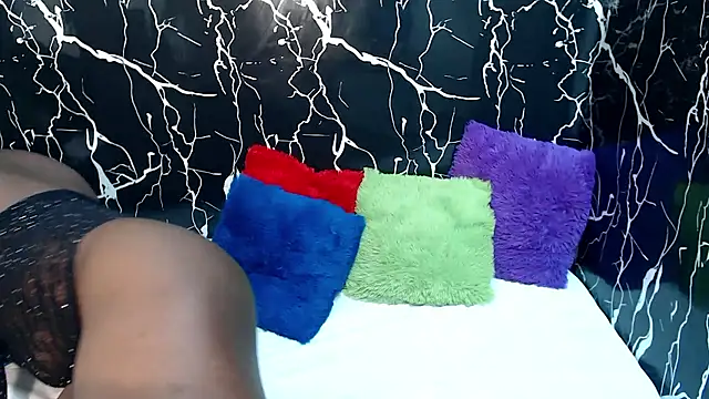 blackhotbody online show from February 14, 2026, 2:56 am