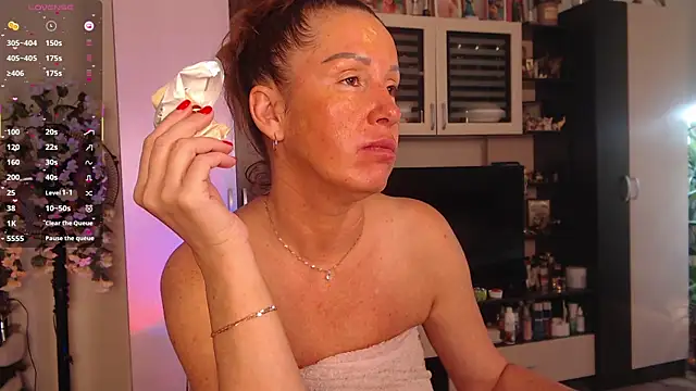 SheilaRyan online show from September 10, 2025, 4:44 am