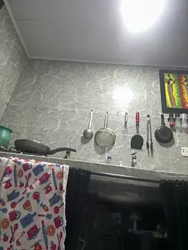 maybelline69 online show from April 9, 2026, 9:43 pm