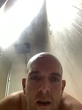 Mastervelvett online show from February 9, 2026, 5:16 am