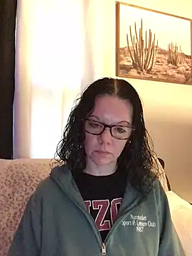 Snapshot of SidneyRaee chatting on September 8, 2025, 3:44 pm SidneyRaee online show from September 8, 2025, 3:44 pm