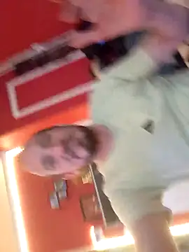 Denislamalice34 online show from April 3, 2026, 1:28 pm