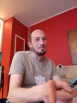 Snapshot of Denislamalice34 chatting on February 23, 2026, 8:42 pm Denislamalice34 online show from February 23, 2026, 8:42 pm